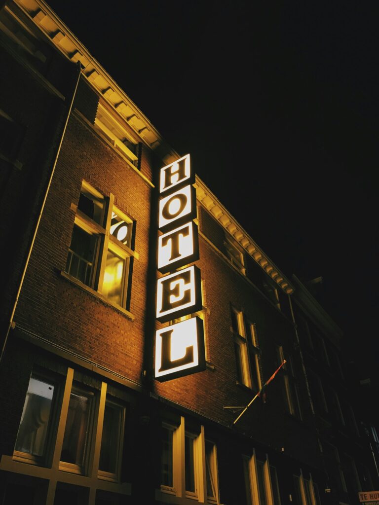 radu-spataru-1ENaPuYBZV0-unsplash